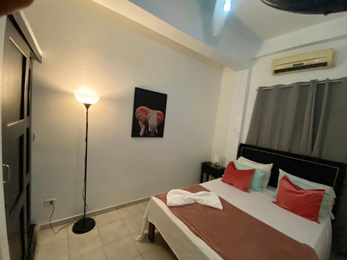 Aparthotel Genova Santo Domingo Luaran gambar